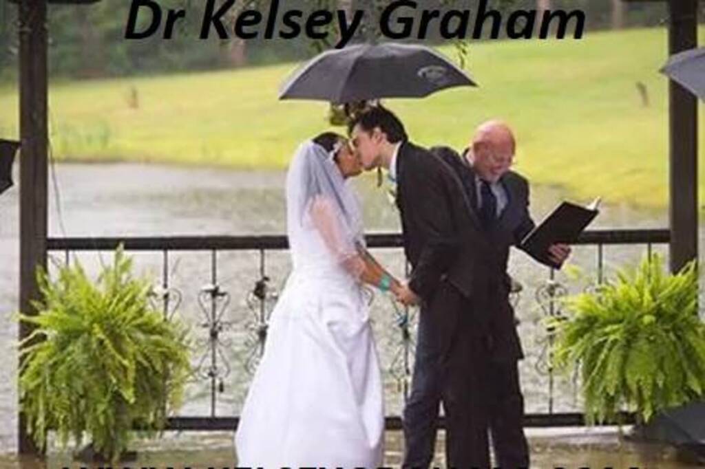 Dr Kelsey Graham