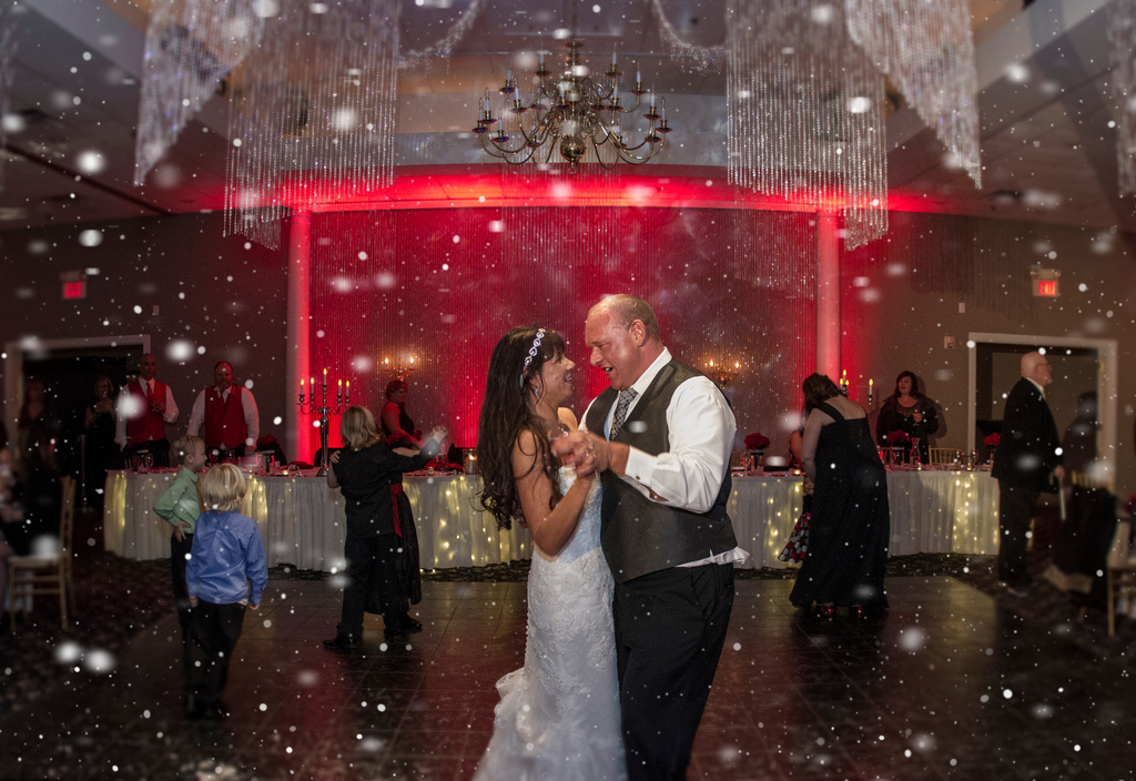 R&S Entertainment The Wedding Event Comp...